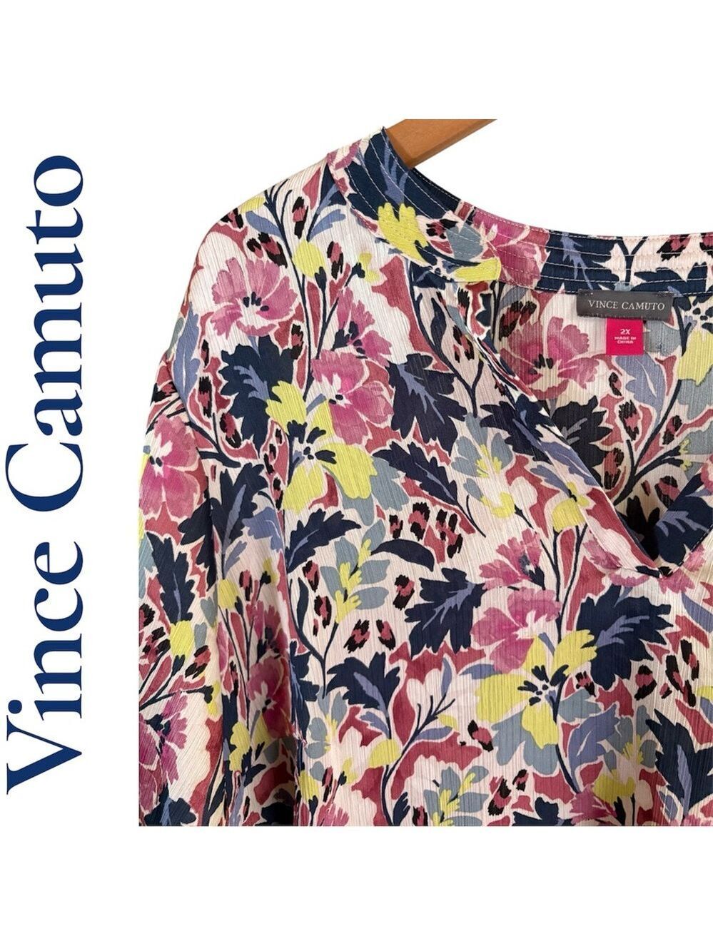 Vince Camuto Floral V-Neck Blouse in Pink, Navy & Yellow. 2X.  New with tags!